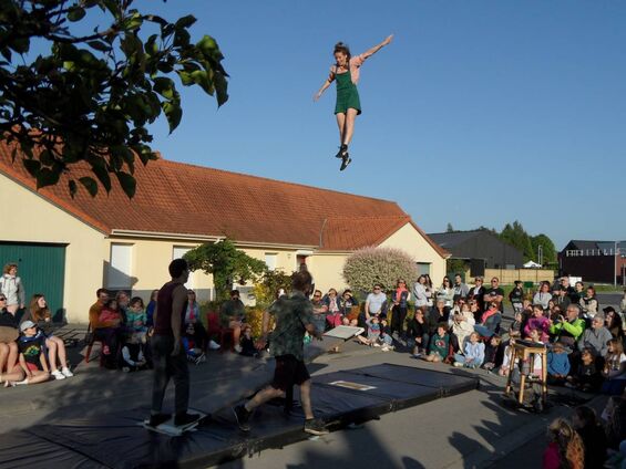 La Constellation Imaginaire - Spectacle Encore une fois, par Tripotes la Compagnie