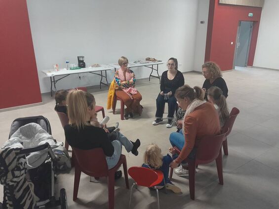 Atelier "Bébés signes"... dis le avec tes mains...